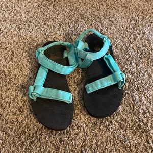 Womens Teva Teal Sandals, size 9